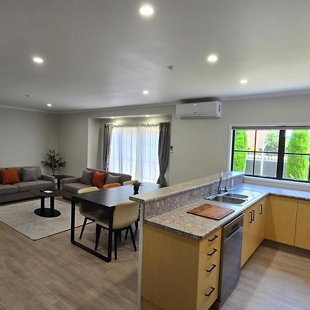 Stay 280 & Stay 284 Rotorua - Refurbished Modern Accommodation Екстериор снимка