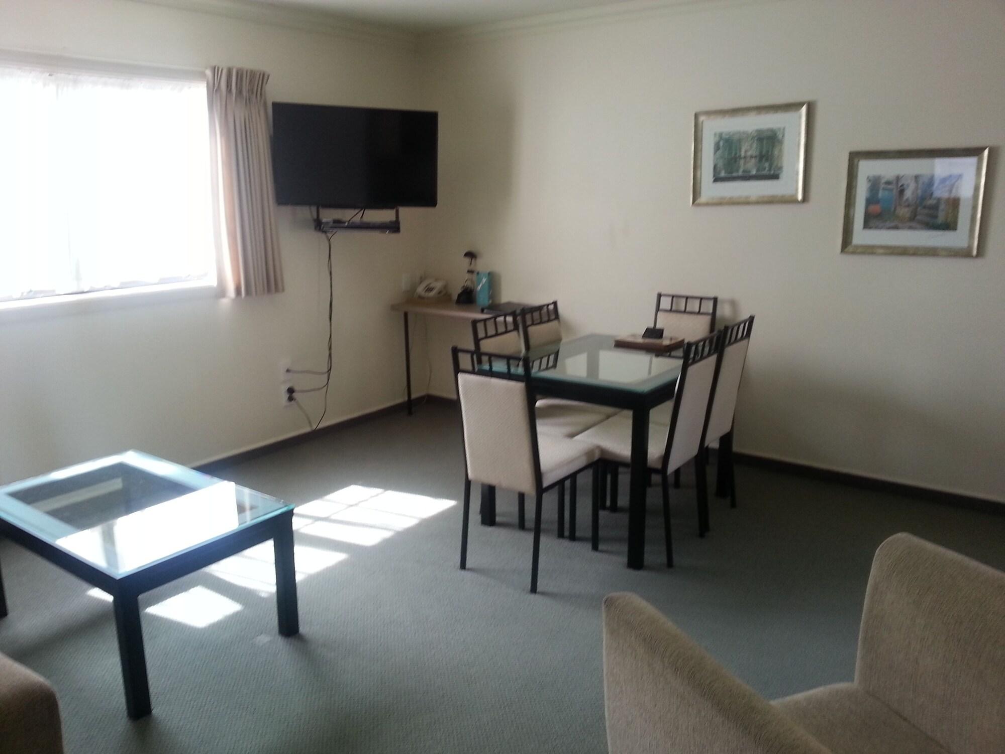 Stay 280 & Stay 284 Rotorua - Refurbished Modern Accommodation Екстериор снимка