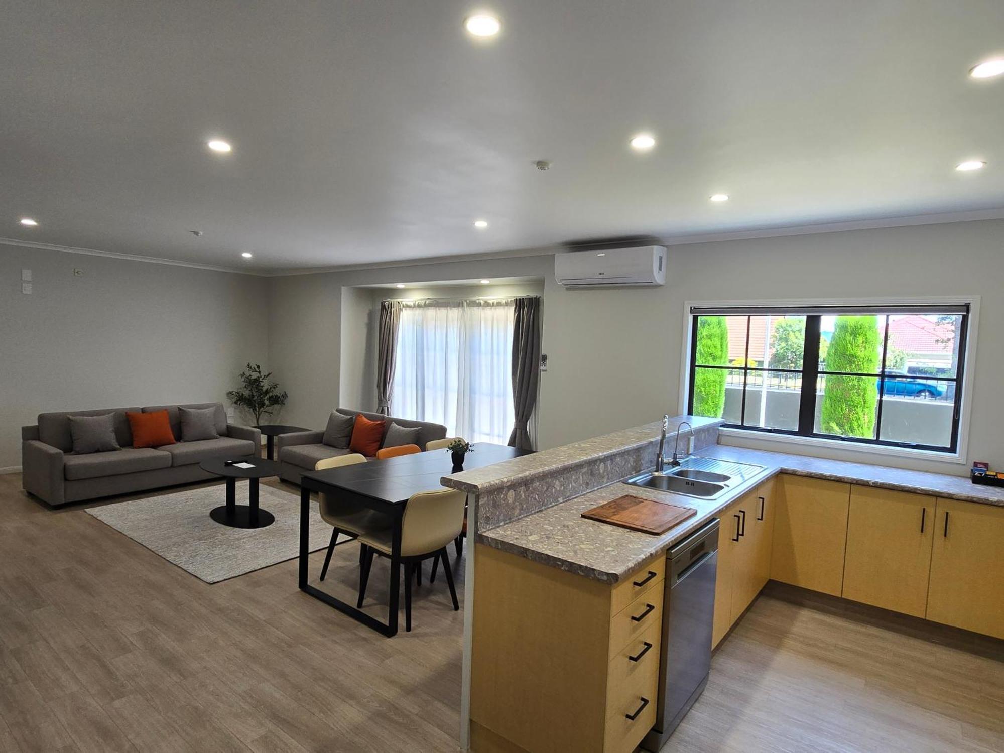Stay 280 & Stay 284 Rotorua - Refurbished Modern Accommodation Екстериор снимка