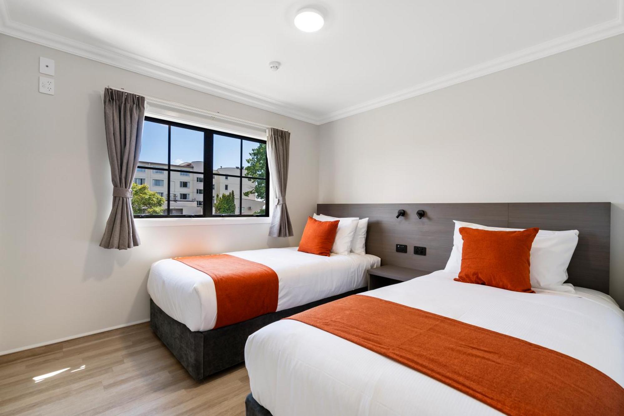 Stay 280 & Stay 284 Rotorua - Refurbished Modern Accommodation Екстериор снимка