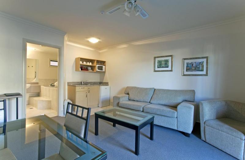 Stay 280 & Stay 284 Rotorua - Refurbished Modern Accommodation Екстериор снимка